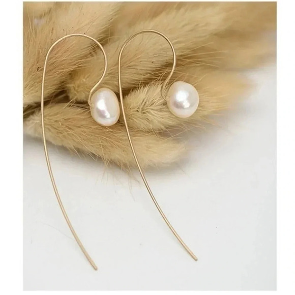 2 LEFT! Pearl Threader Earrings Gold Natural Baroque - Picture 3 of 13